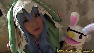 Japanisches cosplay baby bis zum abspritzen gefickt