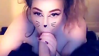 Amelia Skye en gato Vestido-up Fucks y Gargantas Profundas Verga Enorme y Consolador en Snapchat